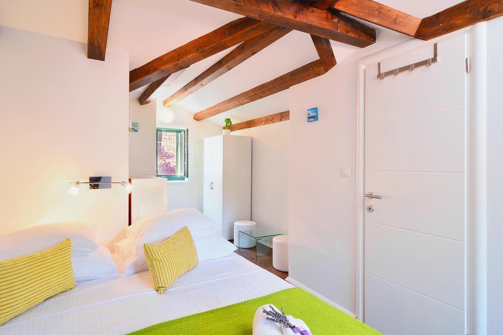 Apartments&Rooms Kampanel Hvar Town Zimmer foto