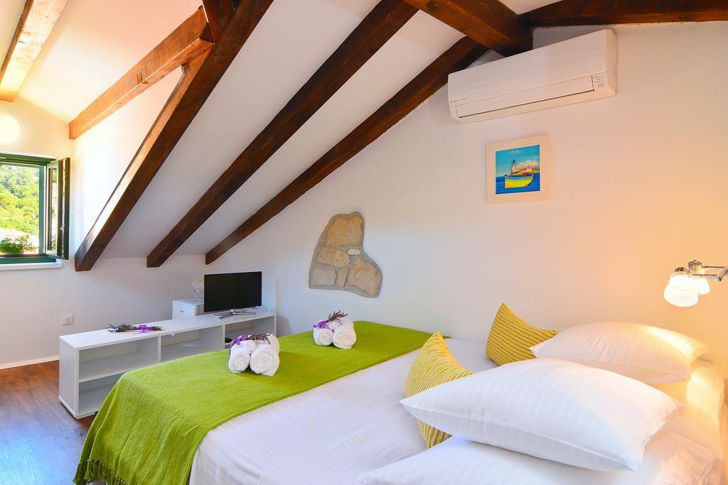 Apartments&Rooms Kampanel Hvar Town Zimmer foto