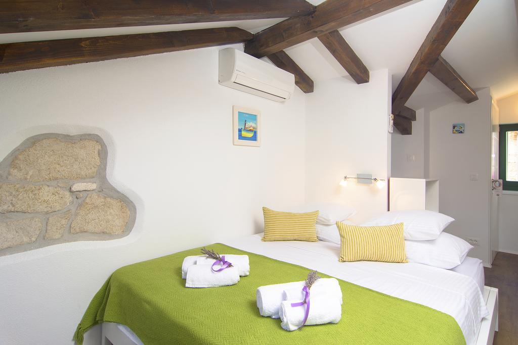 Apartments&Rooms Kampanel Hvar Town Zimmer foto