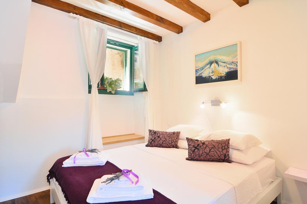 Apartments&Rooms Kampanel Hvar Town Zimmer foto